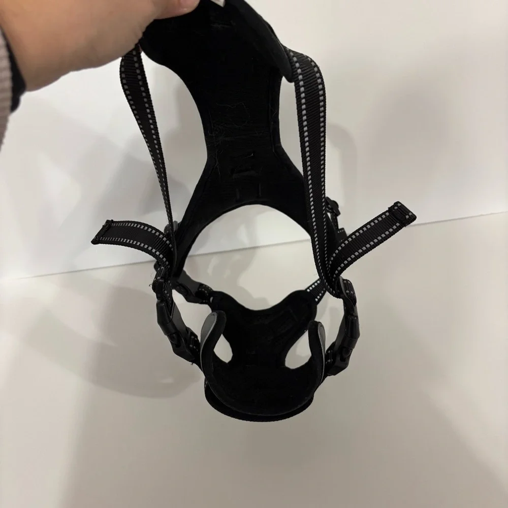No-Pull Dog Harness - Black and Gray